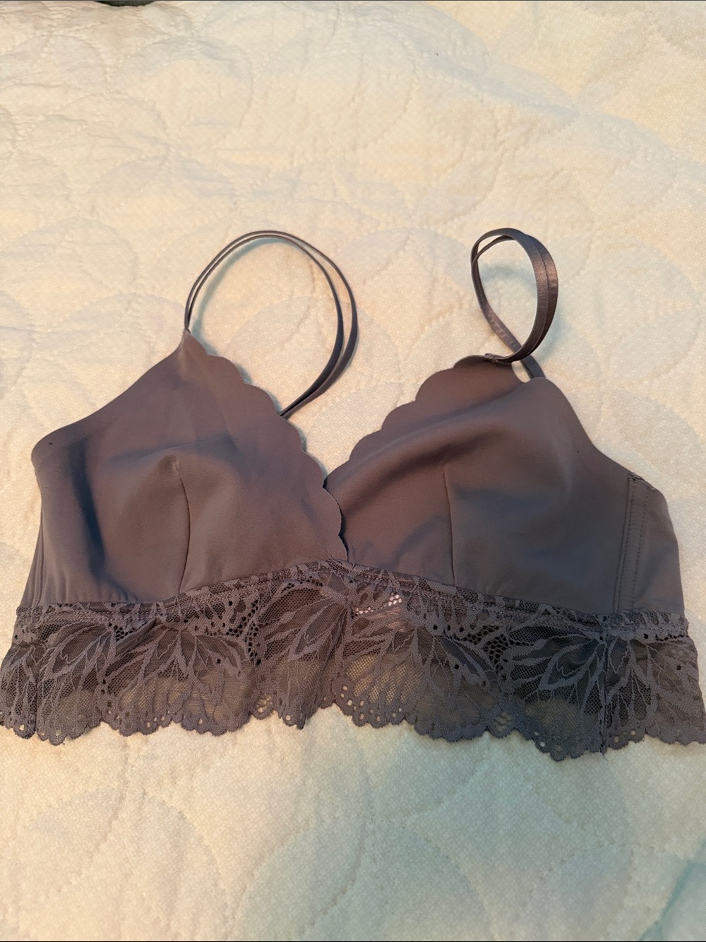 Auden Scalloped Lace Bralette in Charcoal